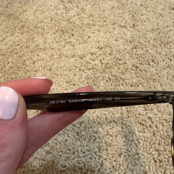 Ray-Ban Women’s Round Sunglasses with Case - Picture 3 of 8